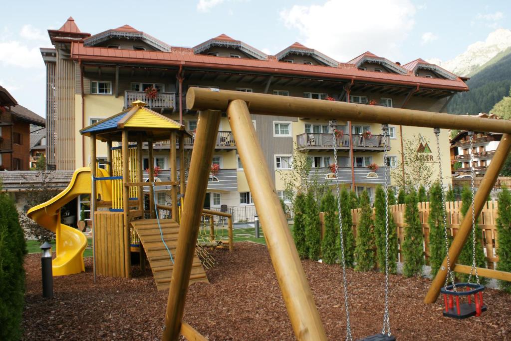 Aparthotel Adler 4* in Moena - Fixtermine
