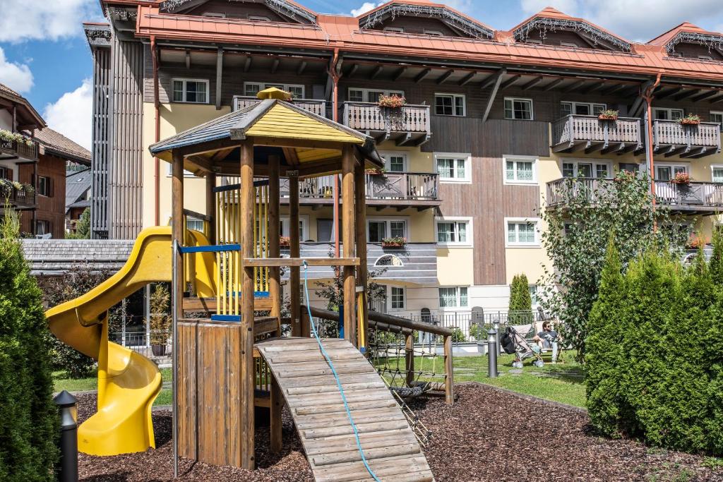 Aparthotel Adler 4* in Moena - Fixtermine