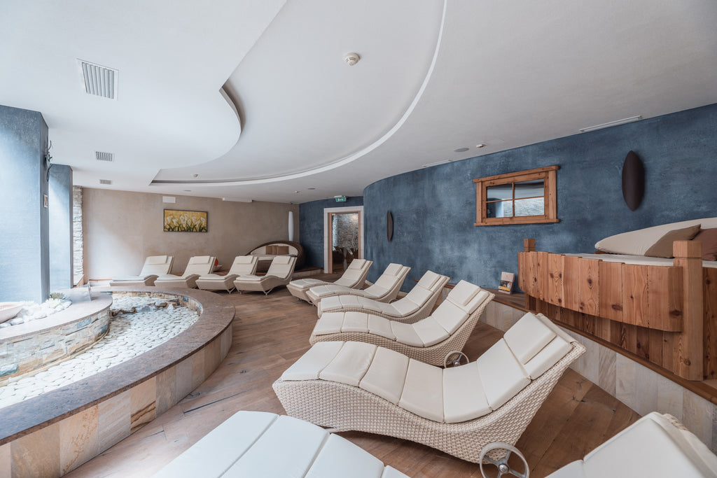 Tevini Dolomites Charming Hotel 4*s in  Commezzadura