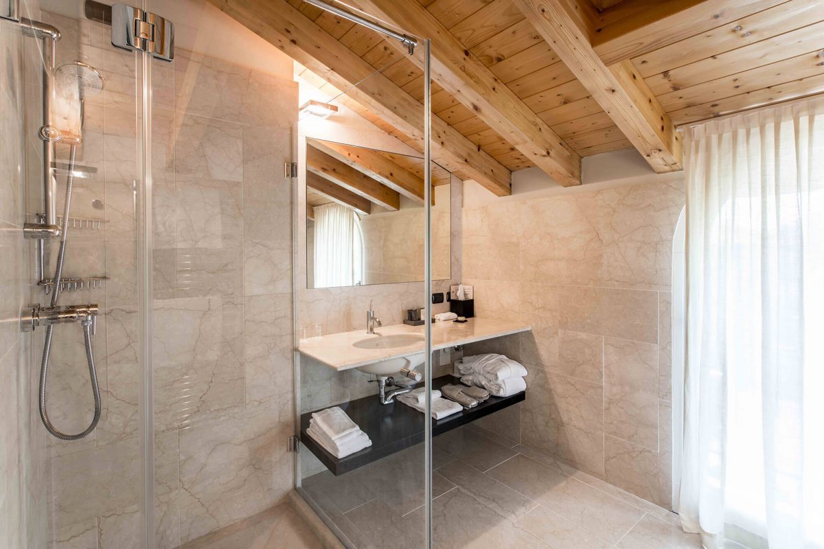 Hotel Bella Riva 5* in Gardone Riviera