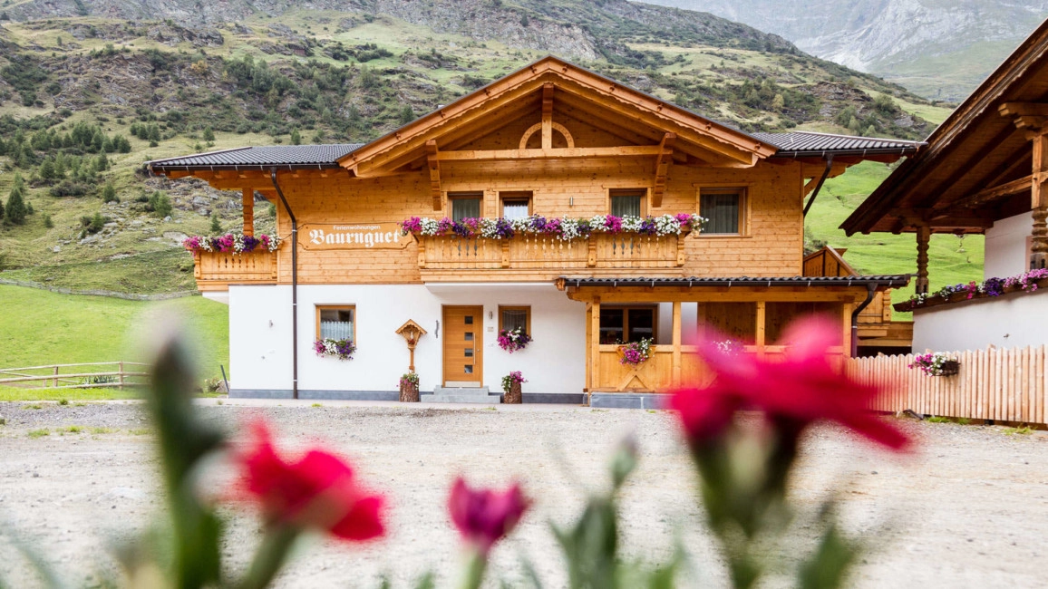 Zeppichl Ferienwohnungen Bauernguet in Pfelders