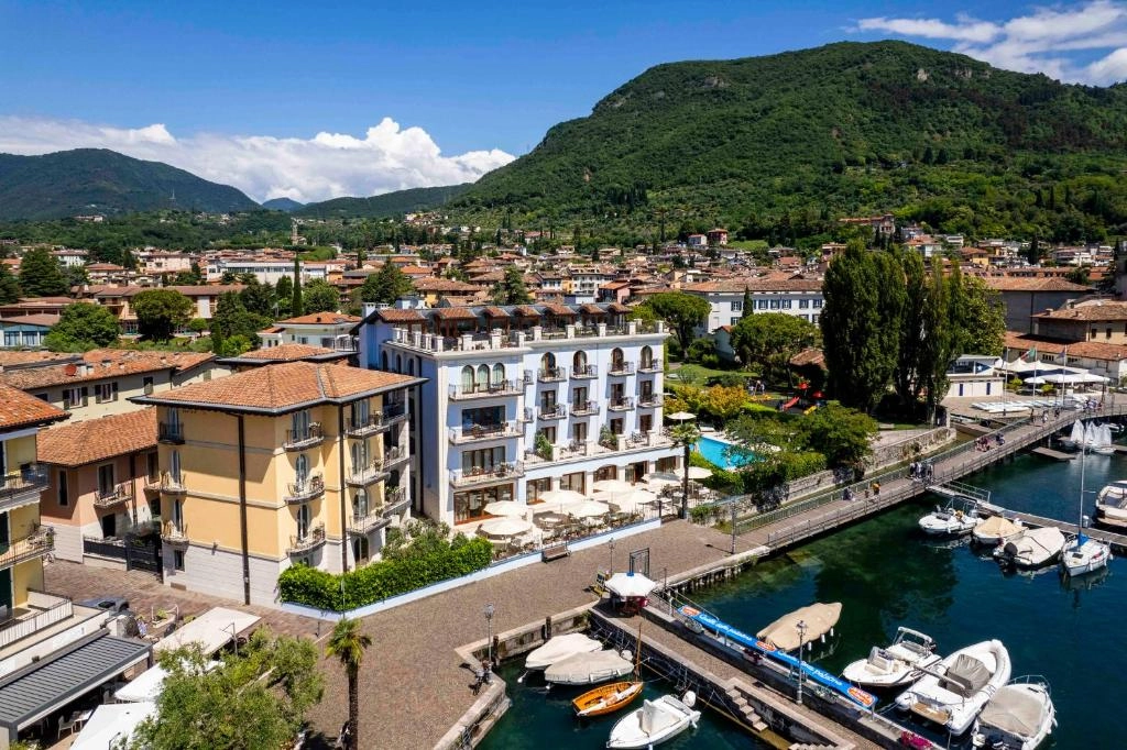 Hotel Bellerive 5* in Salò